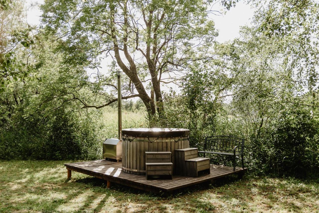 Berzu Namelis - Birch Cabin Kutsyuny Dış mekan fotoğraf